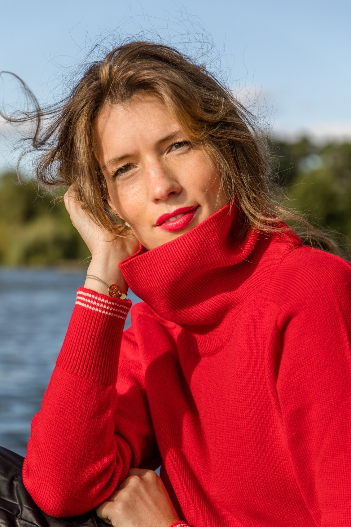 photographe produit reportage seance packshot brand marque pull rouge mode douce bretagne ethique dinan rennes saint malo ameliegraphie