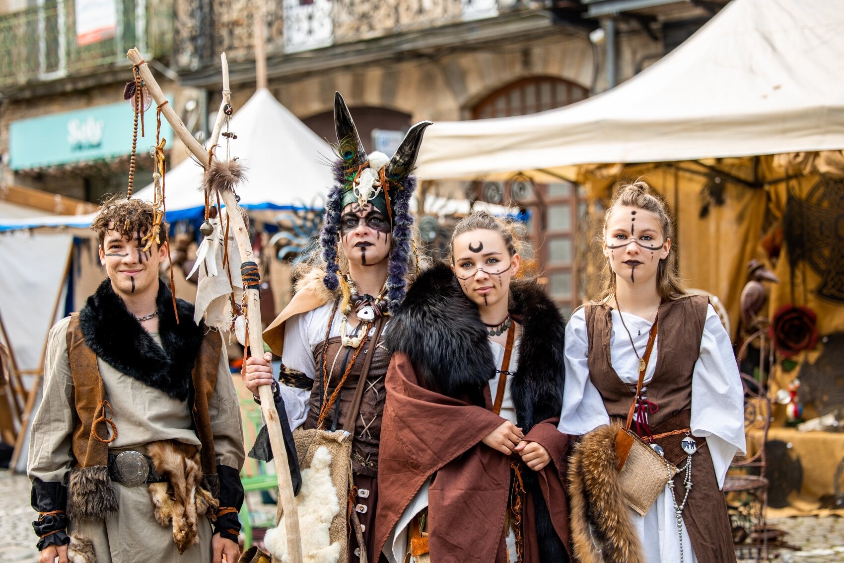 photographe reportage fete des remparts dinan medievale centre historique portrait femmes viking ameliegraphie