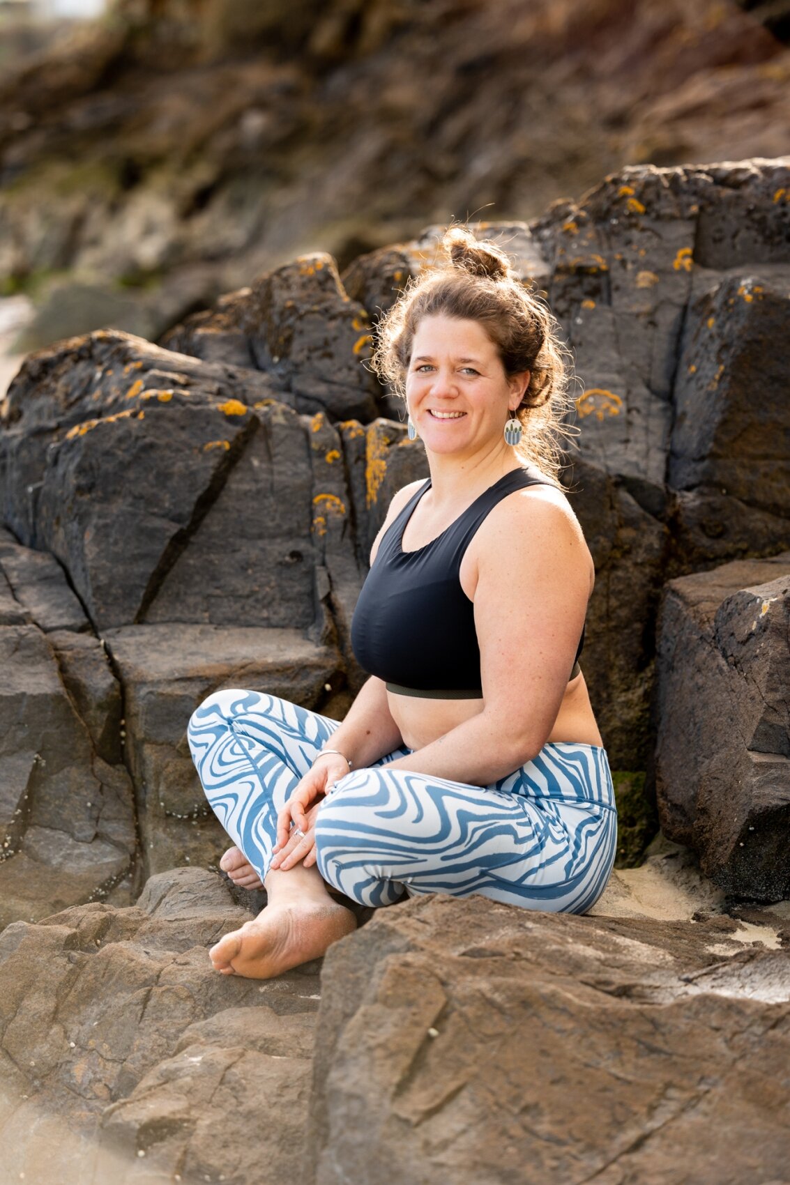 photographe seance portrait gerante coach yoga asana business pose naturelle femme communication professionnelle dinan rennes ameliegraphie