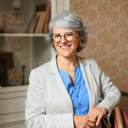 photographe seance portrait gerante femme entreprise business corporate pose naturelle professionnelle dinan rennes ameliegraphie